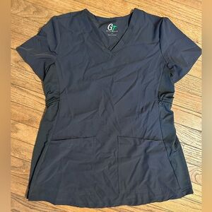 Maternity scrub top